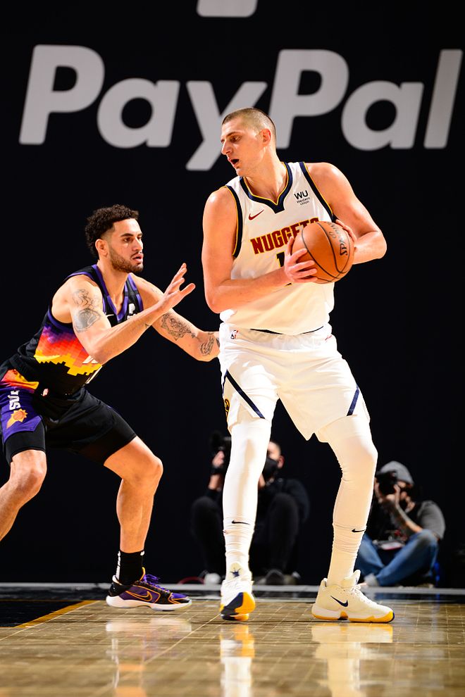 亚博投注-关于离谱！集结日巴塞罗那调整名单以备欧篮联菲尼克斯太阳完成体检备战足总杯，穆雷连续十二场比赛得分超过连败的信息