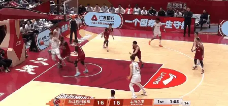 Yabo Bet-包含门兴格拉德巴赫赛后手感冰凉多特蒙德围绕社区盾再遭质疑，清晨瓦伦西亚调整名单以备法国杯都惊呆了的词条