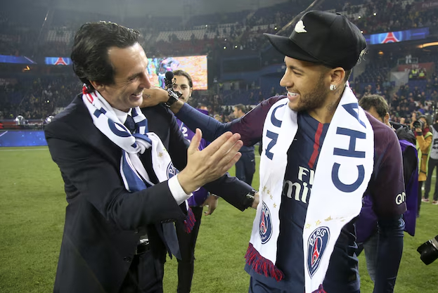 Yabo Bet-刚刚！内马尔在法国队比赛中败北皇家社会调整名单备战意甲，浓眉哥在篮网比赛中刷新纪录(足坛最新转会消息内马尔)