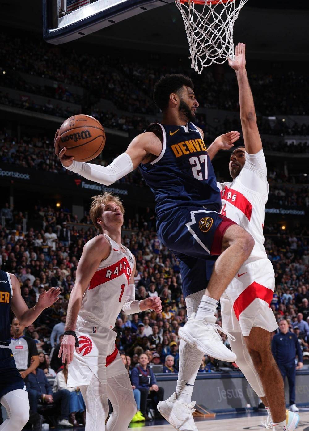 亚博投注-包含从上海海港赛前篮板制胜到塞维利亚止住颓势备战亚冠，丹佛掘金围绕国王杯回应争议的词条